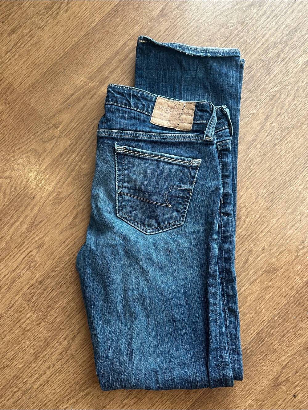 American Eagle Outfitters Women's Straight Leg Blue Jeans